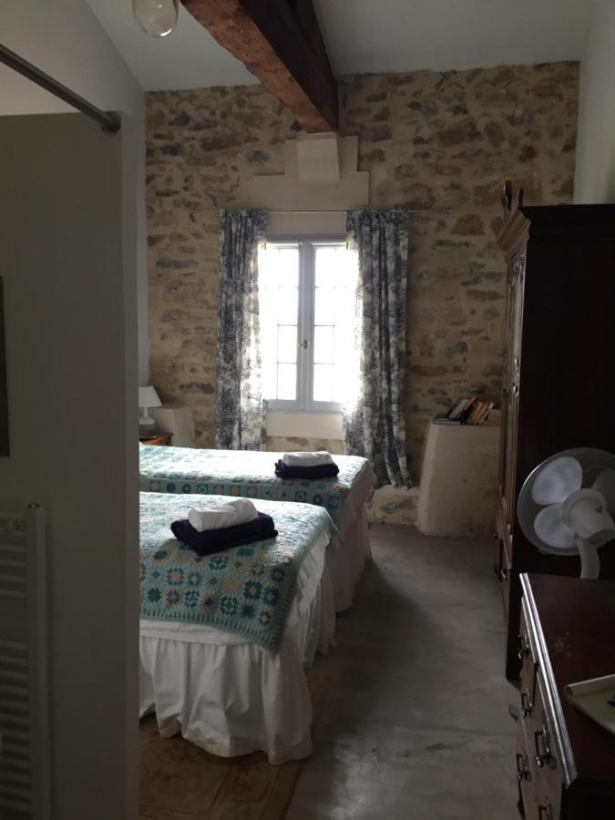 Cave Cervera Bed and Breakfast Le Somail Esterno foto